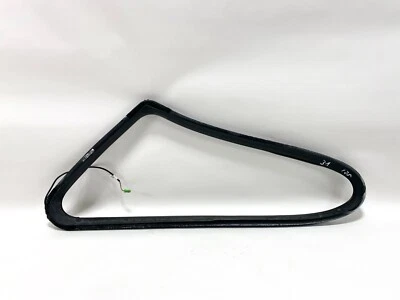 06-13 MERCEDES BENZ W251 R CLASS REAR RIGHT PASS QUARTER WINDOW WEATHER SEAL OEM - Image 1 of 3