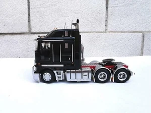 1/32 Kenworth K200 Prime Mover Truck Black Diecast Car Model - Picture 1 of 7
