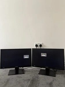 Dual Samsung SyncMaster 22 inch Widescreen Monitors S22A200B - Picture 1 of 9