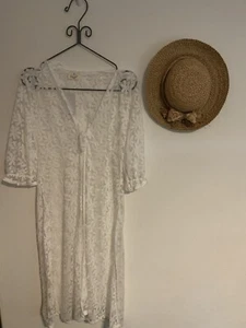 Ember Open Front Swim Robe Cover up M White Floral Sheer 3/4 Sleeve Beach NWT - Picture 1 of 4