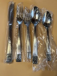 Cubiertos de acero inoxidable Royalton vintage nuevos en caja de 5 piezas Japón - Imagen 1 de 8