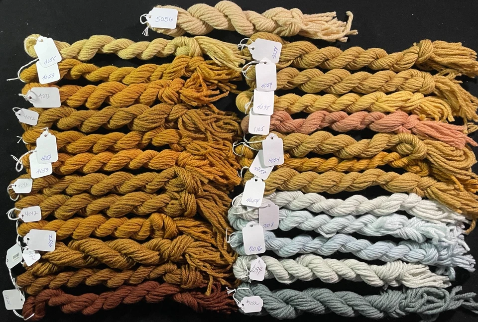 25x Needlepoint/Embroidery THREAD BROWN SHEEP Waverly 3 ply Persian wool-ZZ73 - Image 1 of 1