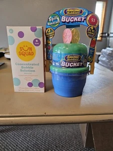 Amazing Bubbles~ Bucket~3 Wands~Spill Resistant ~4oz. Bubbles~ and bubble refill - Picture 1 of 1