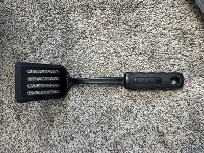 Farberware Black Slotted Plastic Spatula Flipper - Image 1 of 4