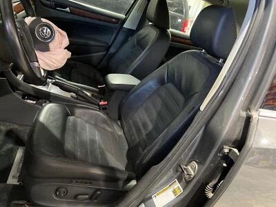2012 - 2015 VW Passat Driver LH Left Black-HT Leather Power Seat Foto 1 de 4