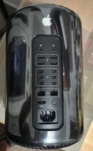 Apple A1481 Mac Pro 6-Core Xeon E5 3.5GHz 16GB RAM 250GB SSD FirePro D500 - Picture 1 of 10