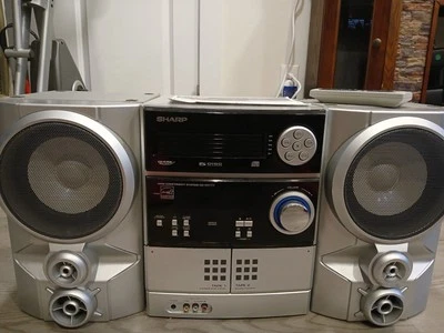 Sharp CD-ES777 Mini Component System 300W 5 CD Changer AM/FM Stereo 2 Cassette - Image 1 of 4