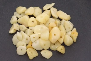 10 g (32,50 € */ 100 g) Jade amarillo piedra preciosa astilla perforada para fabricación de joyas - Imagen 1 de 1