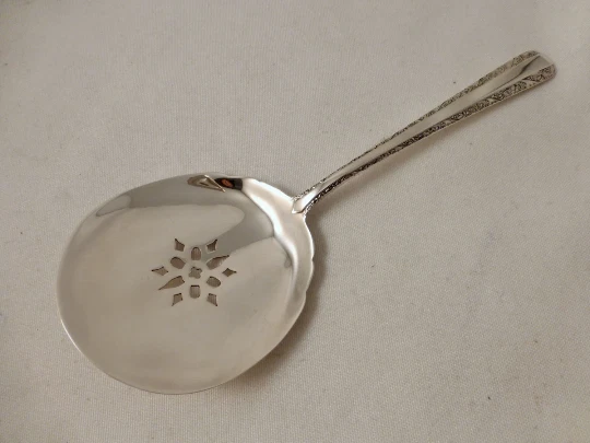 Servidor de tomate Candlelight by Towle de plata esterlina - 7-3/8" Foto 1 de 3