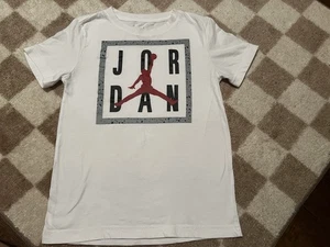 Nike Air Jordan Kids Boys White Jumpman T-Shirt Size Small 8-10 years - Picture 1 of 3