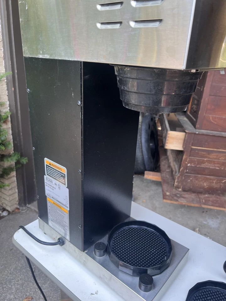 Cafetera Bunn 33200.0010 VPR-APS Pourover Airpot Foto 1 de 4