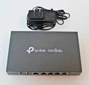 TP-Link Omada Gigabit VPM Router - Picture 1 of 5