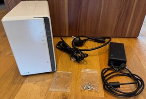 Synology DS220j DiskStation 2-Bay Desktop Diskless NAS-Gehäuse - Afbeelding 1 van 6