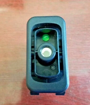 INTERRUPTOR DE TABLERO PREVOST APAGADO / ENCENDIDO MOMENTÁNEO DPDT 562698 Foto 1 de 4