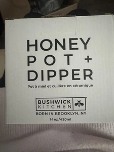 New Bushwick Kitchen Honey Pot with Dipper | Ceramic Jar with Lid | 14 oz - Bild 1 von 3
