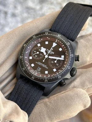 Reloj para hombre Tudor Pelagos FXD 2024 edición ciclismo carbono 43 mm 25827KN Foto 1 de 4