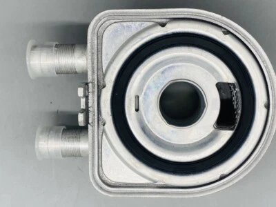 New Engine Oil Cooler 264102G000 for Hyundai Kia Optima Sportage Sorento Tucson Foto 1 de 3