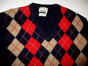 McGEORGE MENS SCOTTISH MADE 100% WARM WOOL JUMPER LARGE VGC - Picture 1 of 2