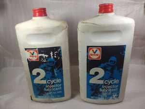 2Pcs Vintage Motor Oil Valvoline 2 Cycle Injector Nos Just Plastic Cans - Picture 1 of 11