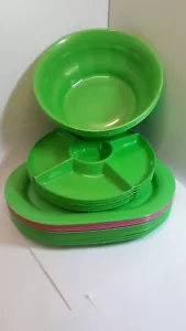 TABLEWARE -- ONCE ONLY -- CHANCE TO BUY SELECTION OF PLASTIC PLATTERS/DISHES - Picture 1 of 12