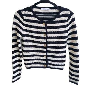 Cárdigan Mango Blanco Negro Rayas Crochet XS Mangas Largas Botones Dorados Informal - Imagen 1 de 8