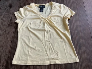 Style co Petite Woman's small yellow v-neck tee short sleeves - Picture 1 of 5