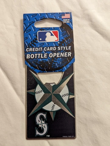 SEATTLE MARINERS CREDIT CARD BOTTLE OPENER - WALLET SIZE Cover