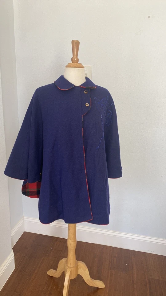 Poncho Capa Bordado 14 Azul Marino Forro a Cuadros Cuello Columpio Abrigo Envolvente Foto 1 de 4
