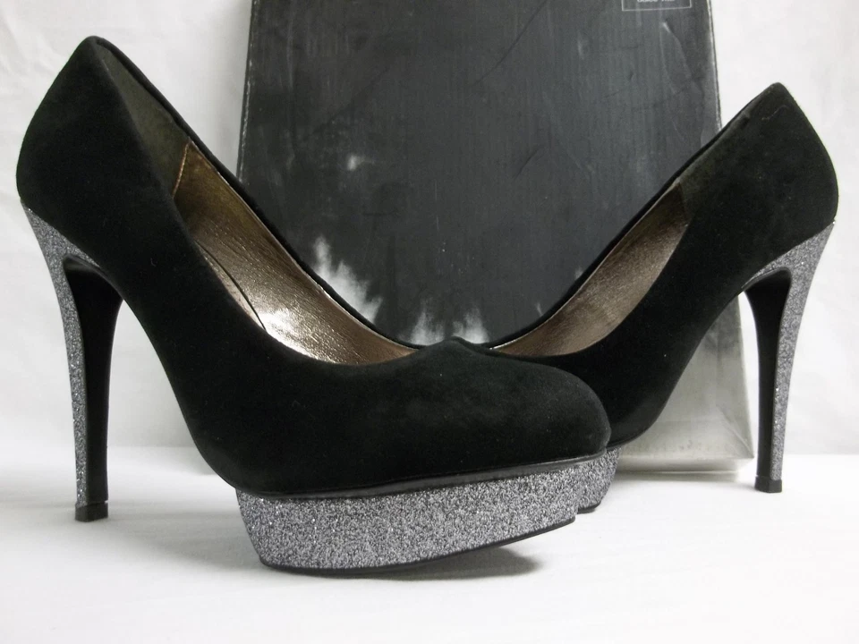 DV by Dolce Vita Bessie Womens Size 8.5 Black Suede Platforms HEELS Shoes