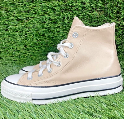 Tênis Converse Leather Chuck 70 High Top Feminino tamanho 7.5 Branco Claro Taylor Shoe - Imagem 1 de 4