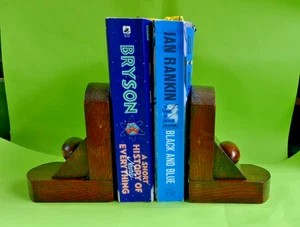 Antique Pair of Oak wood Book ends- 10cm x 10cm x 12cm hight- Few minor knocks - Picture 1 of 7