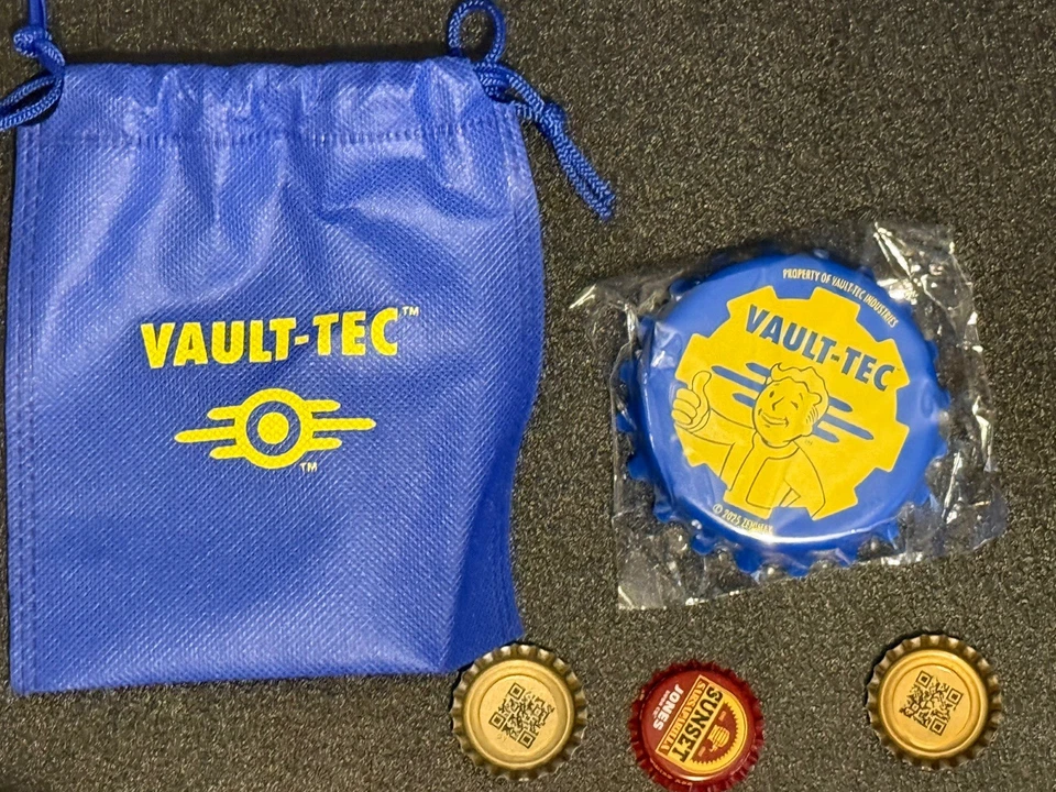 Fallout Jones Soda Vault-Tec Открывалка для Бутылок Магнит и Сумка - Эксклюзив - Изображение 1 из 4