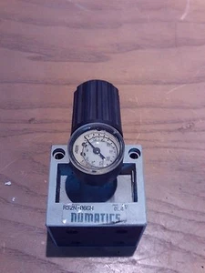 Numatics R32N-06GH Pressure Regulator 1J-1651-F18 - Picture 1 of 2