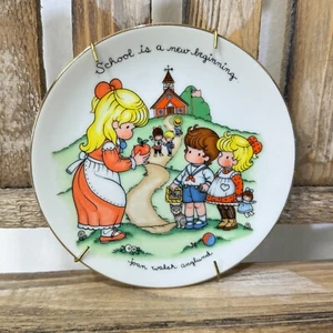 1986 AVON Joan Walsh Anglund Collector's Plate School Teacher Gift Student VTG - Picture 1 of 5