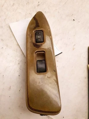 门开关乘客右前 1999 年陆地巡洋舰 — 第 1/4 张图片