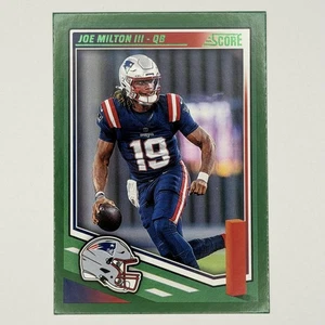 2025 Score Green Joe Milton III #28 New England Patriots 10*5 - Imagen 1 de 2
