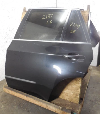 Conjunto de puerta trasera izquierda BMW X5 2007-2013 conductor OEM Foto 1 de 4