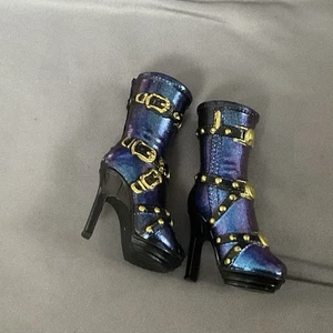 Botas cortas Shadow High Ainsley Slater 2022 - Imagen 1 de 2