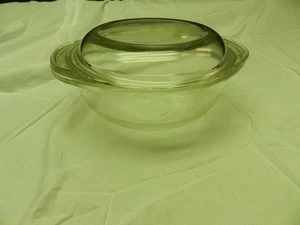 Vintage PYREX #022 Clear Glass Casserole Bowl 1 Quart w/ 682-C Lid B15 - Picture 1 of 7