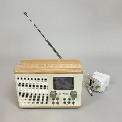 Pure Classic H4 DAB & FM Kitchen Radio - White & Oak - Brand New Unboxed - Image 1 of 4