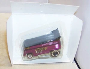 1:64 1998 HOT WHEELS VOLKSWAGEN VW DRAG BUS 30 YEARS INTERACTIVE GUIDE PURPLE - Picture 1 of 4