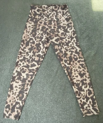 19 - Leggings para mujer Onzie talla M estampado de guepardo Foto 1 de 4