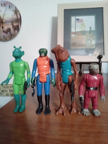 Vintage Star Wars Lot Complete Greedo Walrusman Hammerhead Snaggletooth Figures! Cover