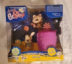 New boxed Littlest Pet Shop Rabbit 582 and Raccoon 583 Portable Pals Gift Set - Picture 1 of 13