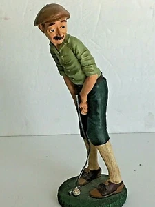 Golfer Putting 9 1/4" Resin Figur Dressed in 40's 50's Garb Tall Slim Figure - Bild 1 von 10