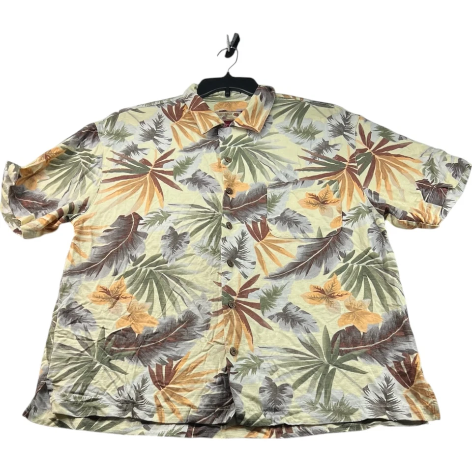 Camisa con botones Caribbean Joe para hombre talla grande amarilla floral  Foto 1 de 4