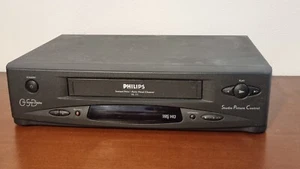VIDEOREGISTRATORE VHS VCR LETTORE PHILIPS VR171 NON FUNZIONA PEZZI RICAMBIO - Foto 1 di 3
