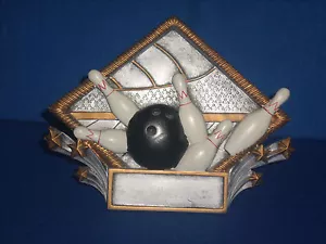 Bowling Trophäe Auszeichnung mit Ständer Harz Oval Fügen Sie Ihre eigene gravierte Plakette hinzu - Bild 1 von 5