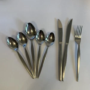 Cubiertos de acero inoxidable Ekco Eterna Prince Epic - 8 piezas de repuesto - Imagen 1 de 8