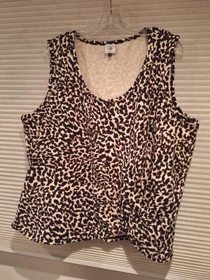Camiseta sin mangas para mujer CAbi Knotty con estampado de leopardo reunida en el lateral XXL Foto 1 de 4